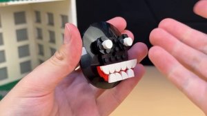 Я построил 100 Backrooms уровней из LEGO