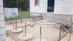 350. Горячий день. Варим каркас цоколя веранды.