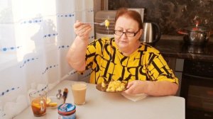 Завтрак. Живите в свое удовольствие и помните, что мы, девочки, красивы в любом возрасте.