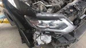 Передний бампер выскакивает из креплений на Ниссан Х трейл T32 Nissan X TRAIL 2,0 2021