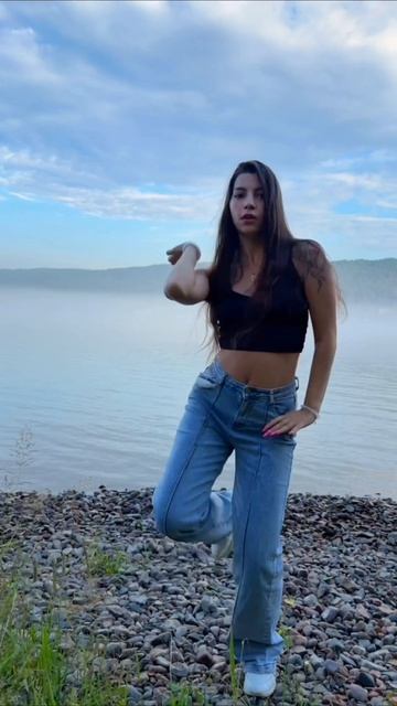 двигаюсь, как волна 🌊 #лето2026 #танцыicekiss#танцынаулице