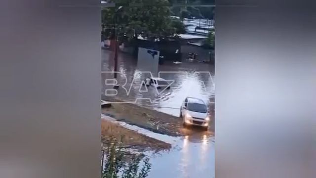 💔😱Момент апокалипсиса в ростовской области ,всё что пережили люди перест эмоции это видео смотреть онлайн