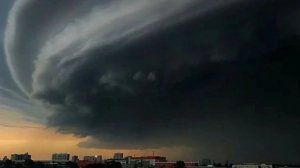 😍Мурашки от зловещих туч, которые устроили грандиозный разнос Ростова

Это Ростов Новости!