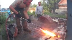 ПРИШЛОСЬ РАЗРЕЗАТЬ ФОРД ТРАНЗИТ НА МЕТАЛОЛОМ.И СДАТЬ.СКОЛЬКО ЖЕ В НЁМ ВЕСУ?