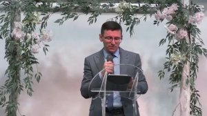 Причина недовольства -- Леонид Хаджиогло