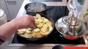 Картошка жареная с фрикадельками и летний салат! Домашняя еда Кухня Рецепты  #еда