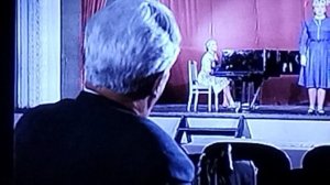 Приходите завтра
