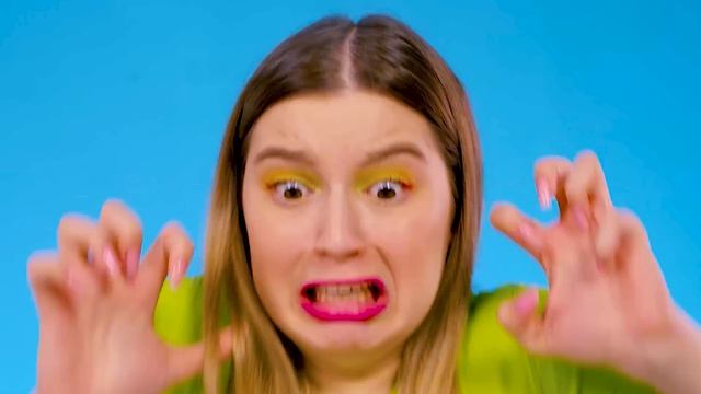 Кто Лучше Нарисует Предмет, Получит Его # Смешные Моменты от Fun Fun Challenge смотреть онлайн