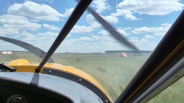 Взлёт с аэродрома Калачёво на Аэропракте