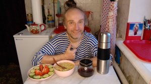 Обед с котями. Чувствую себя совсем не хорошо. Мукбанг. Обжор. Еда на камеру. Диета. Шизофрения.