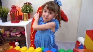 Ева и мама Eva and mommy - playing and wanted _ Детская история видео