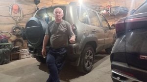 Нива Трэвэл 1.8. Купил. Зачем