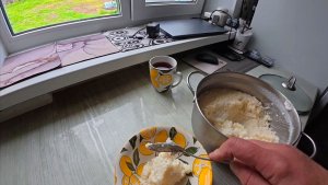 РАБОТЫ МНОГО РАБОТНИКОВ НЕТ. СПОРИТЬ НЕ СТАЛА, А ЗРЯ!