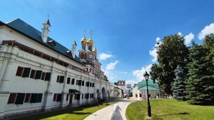 Скажите почему бежит так время...  Москва 2026. Новодевичий монастырь.