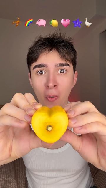 I tried some very strange food смотреть онлайн
