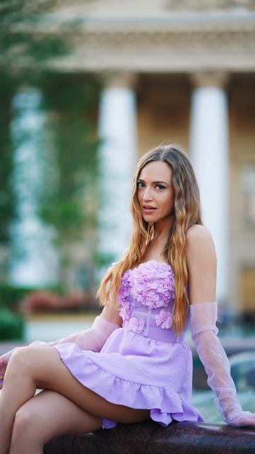 У меня под окном расцветала сирень 🌸