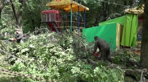 Ростовская область приходит в себя после урагана, который накануне пронесся по региону.