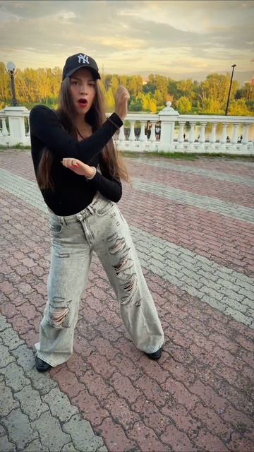🖤 спасибо за подписку и лайк 
#лето2026 #танцор #танцуй #танцыicekiss