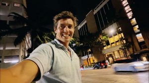 КАК ВЫЖИВАЮТ РУССКОЯЗЫЧНЫЕ НА ЗАГНИВАЮЩЕМ ЗАПАДЕ: Иду домой с работы  )