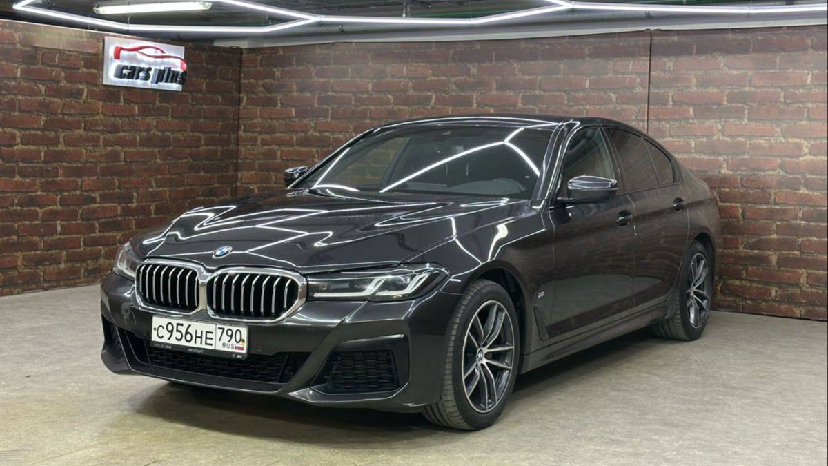 🚘 BMW 5 серии VII (G30) Рестайлинг смотреть онлайн