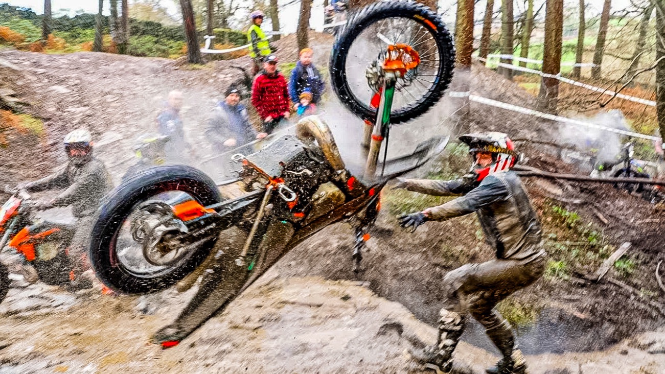 Hard Enduro. Эпичные моменты смотреть онлайн