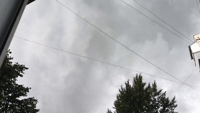 Нижний Новгород. Начинающийся ураган. Красиво. Но не повезло, кто на улице.