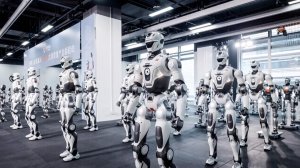 Компания Engine AI запустила серийное производство полноразмерного человекоподобного робота T800