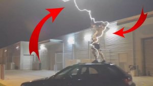 Опасные удары молний