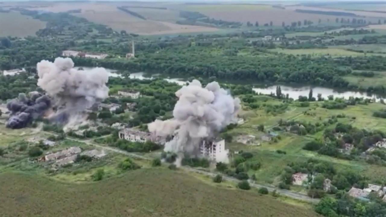 Вооруженные силы РФ освободили Торское в ДНР и Коммунаровку в Днепропетровской области. смотреть онлайн