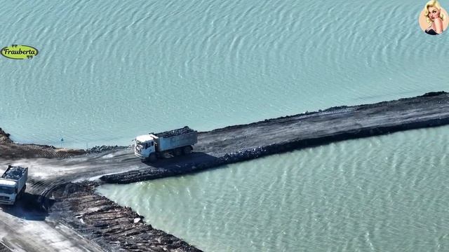 Строительство, дороги на озере, высотные съёмки смотреть онлайн