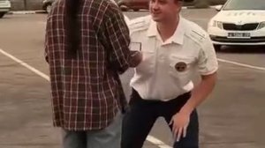 В Алтайском крае девушке выписали «протокол» на визит в ЗАГС.
