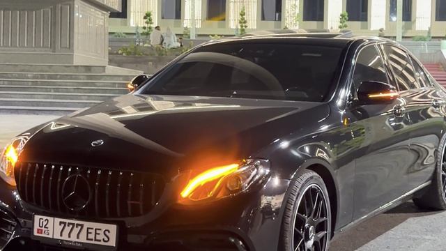 E63 777 смотреть онлайн