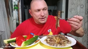 мукбанг/обжорыч/Вкусняшки/Деликатес свиной  язык жареный с луком/