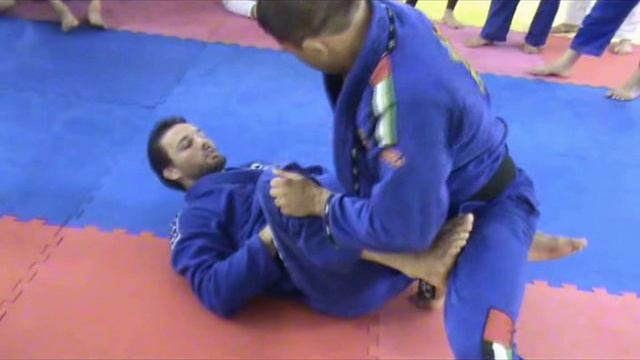 ДЖИУ-ДЖИТСУ ЯРОСЛАВЛЬ УТС ПО ГРЭППЛИНГУ И BJJ 2013 ГОДА НА КЛЯЗЬМЕ смотреть онлайн