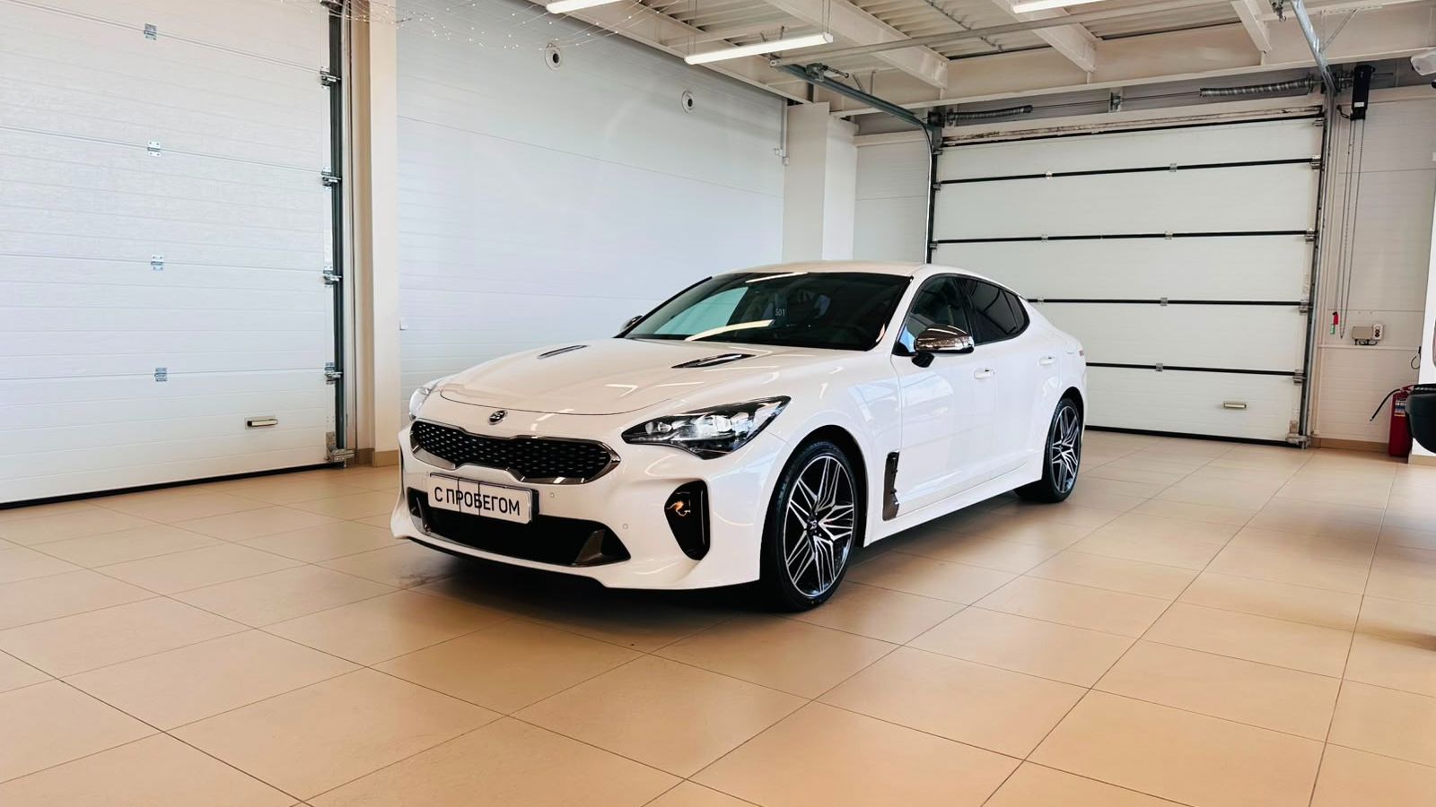 Kia Stinger 2017 год смотреть онлайн