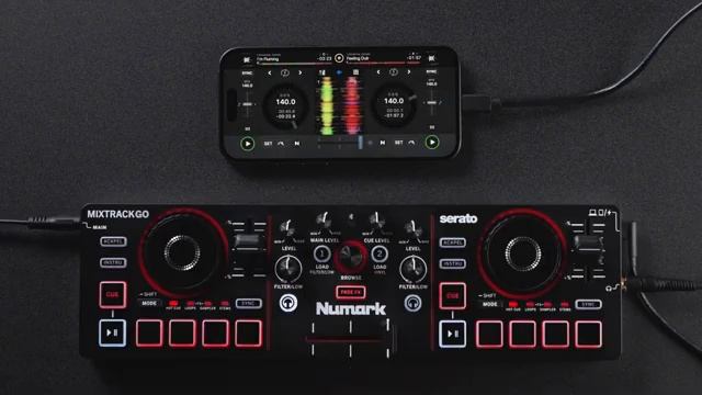 How to DJ with the Numark MixTrack Go Complete overview and guide смотреть онлайн