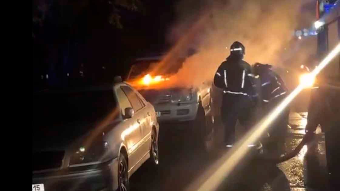 Ночью в Петропавловске сгорел внедорожник депутата
