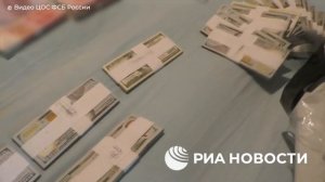 Жителя Хабаровска задержали за шпионаж в пользу разведки Новой Зеландии.

Мужчина передавал данные,