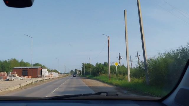 В воскресенье ездили в гости. В понедельник жара невозможная. смотреть онлайн