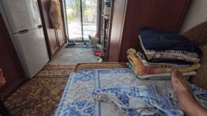 25 июля 2026г.Установила бассейн.Привезли металлопрофиль на крышу.Урожай персиков.