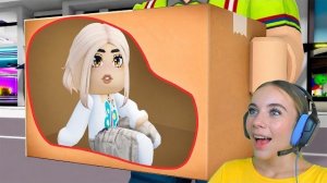 ОТПРАВИЛА СЕБЯ В КОРОБКЕ В ДОМ АЛЁНЫ В БРУКХЕЙВЕН в ROBLOX!