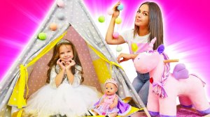 Майя и Лина — настоящие принцессы! Добрые дела, уборка и подарки для друзей 👑✨ | Для детей