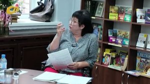 ВСТРЕЧА С ЖЕЛЕЗНОГОРСКОЙ ПОЭТЕССОЙ ЛИЛИЕЙ ХАТЮХИНОЙ ПРОШЛА В «КНИЖНОЙ ЛАВКЕ» ПО УЛ. ГАЙДАРА