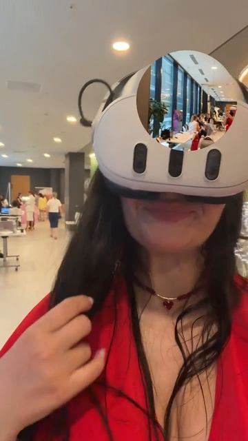 Я надела VR-очки… и поняла, что мы неправильно презентуем большие проекты. 🌍✨