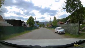 Артыбаш из окна автомобиля. Горный Алтай.