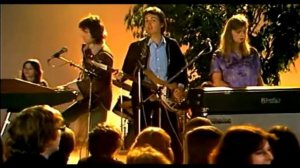 Wings & Paul McCartney - One More Kiss
