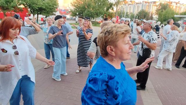 Июль. Эй,гуляй душа.. смотреть онлайн