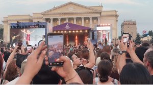 «Спектакль окончен» в Тюмени! Гагарина заставила бывших плакать, а весь город — орать во весь голос