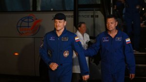 Заново привыкают к гравитации: экипаж «Союз-28» вернулся с МКС