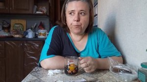 Распаковка четверга и пятницы. За утренним кофе рассказываю как голыми руками победила врагов!